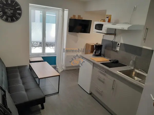 Saint-Affrique 12400 – Location appartement 2&nbsp;pièces 1&nbsp;chambre