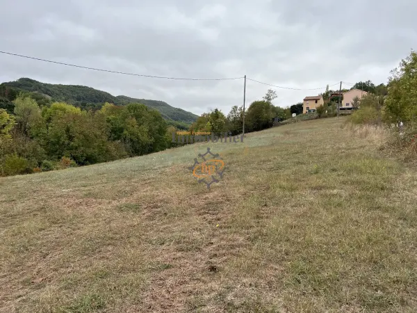 Saint-Affrique 12400 – Vente terrain