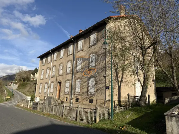 Tournemire 12250 – Vente maison/villa 24&nbsp;pièces 17&nbsp;chambres