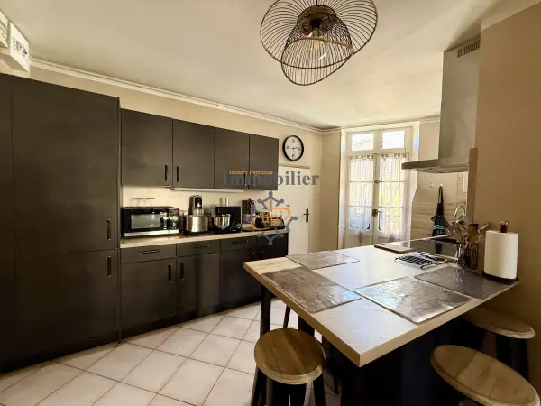 Saint-Affrique 12400 – Vente appartement 5&nbsp;pièces 4&nbsp;chambres