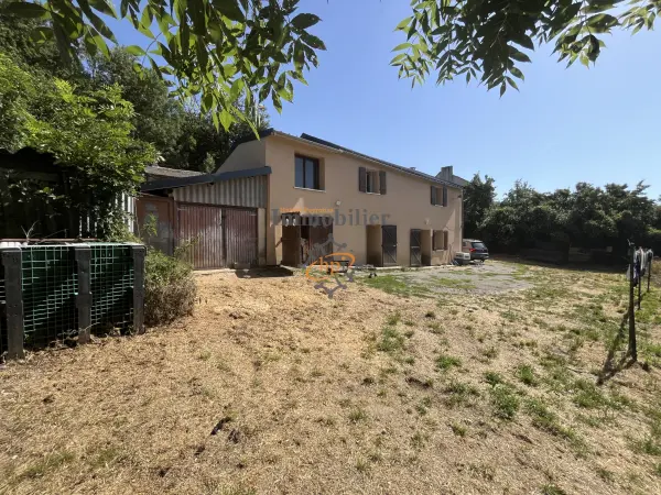 Lestrade-et-Thouels 12430 – Vente maison/villa 5&nbsp;pièces 3&nbsp;chambres