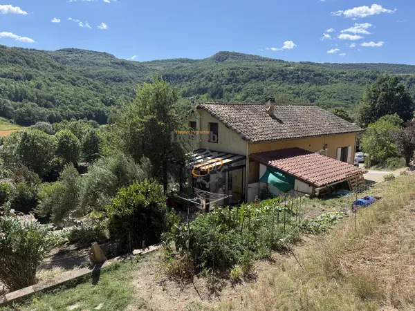 Versols-et-Lapeyre 12400 – Vente maison/villa 6&nbsp;pièces 5&nbsp;chambres