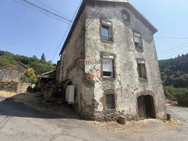 Camarès 12360 – Vente maison/villa 7&nbsp;pièces 5&nbsp;chambres