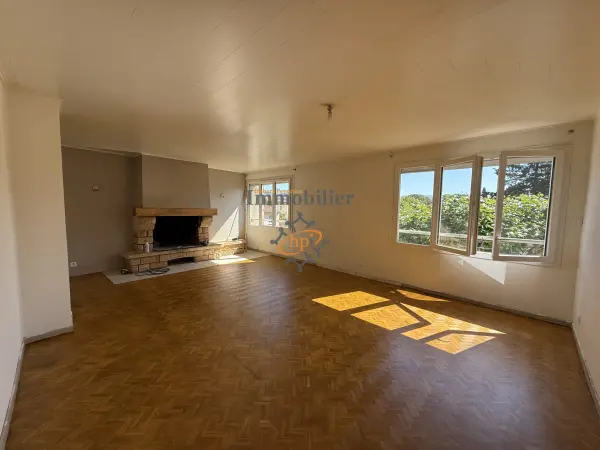 Camarès 12360 – Location appartement 4&nbsp;pièces 3&nbsp;chambres