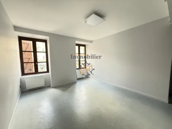 Saint-Affrique 12400 – Location appartement 2&nbsp;pièces 1&nbsp;chambre