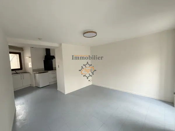 Saint-Affrique 12400 – Location appartement 2&nbsp;pièces 1&nbsp;chambre