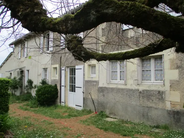 Valence-en-poitou 86700 – Vente maison/villa 9&nbsp;pièces 7&nbsp;chambres