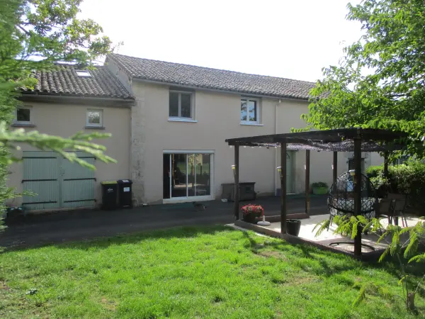 Valence-en-poitou 86700 – Vente maison/villa 12&nbsp;pièces 7&nbsp;chambres