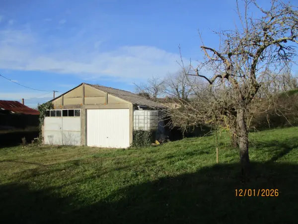 Vaux 86700 – Vente terrain