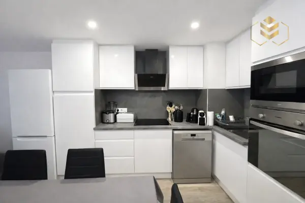 Menton 06500 – Vente appartement 3&nbsp;pièces 2&nbsp;chambres