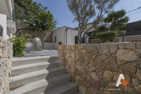 Marseille 13007 – Location maison/villa 4&nbsp;pièces 3&nbsp;chambres