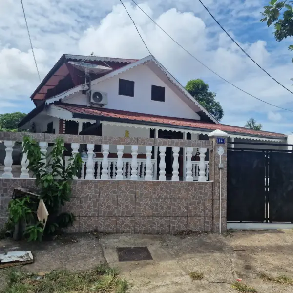 Cayenne 97300 – Location maison/villa 5&nbsp;pièces 4&nbsp;chambres