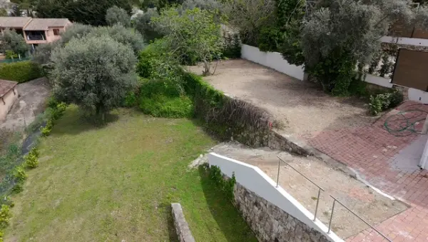 Grasse 06130 – Vente appartement 3&nbsp;pièces 2&nbsp;chambres