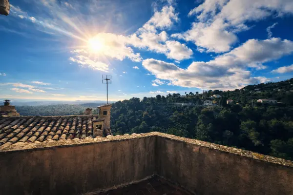 Tourrettes-sur-Loup 06140 – Vente appartement 4&nbsp;pièces 3&nbsp;chambres