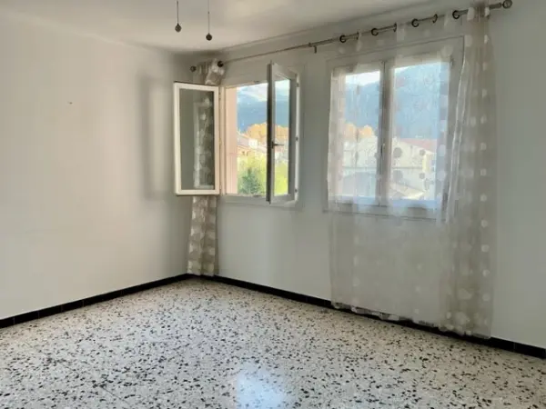 Céret 66400 – Location appartement 2&nbsp;pièces 1&nbsp;chambre
