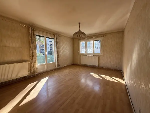 Amélie-les-Bains-Palalda 66110 – Vente appartement 4&nbsp;pièces 3&nbsp;chambres