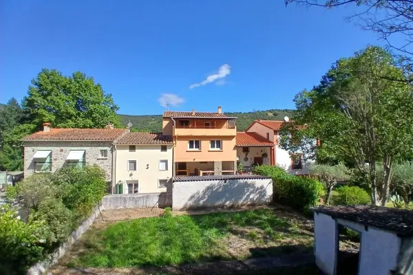 Amélie-les-Bains-Palalda 66110 – Vente maison/villa 6&nbsp;pièces 4&nbsp;chambres