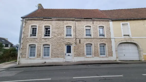 Marquise 62250 – Location maison/villa 8&nbsp;pièces 4&nbsp;chambres