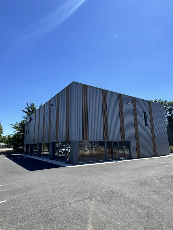 Labège 31670 – Location local