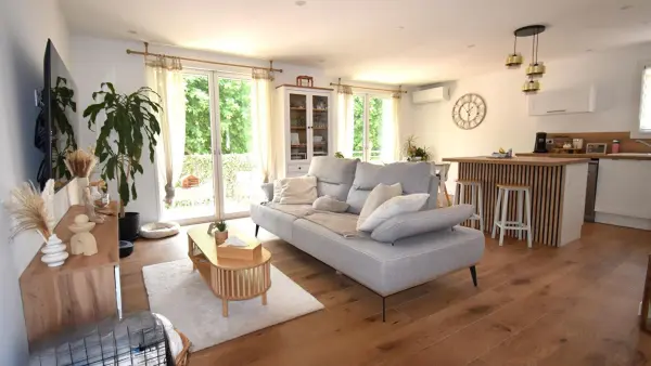 SAINT RAPHAEL 83700 – Vente appartement 3&nbsp;pièces 2&nbsp;chambres
