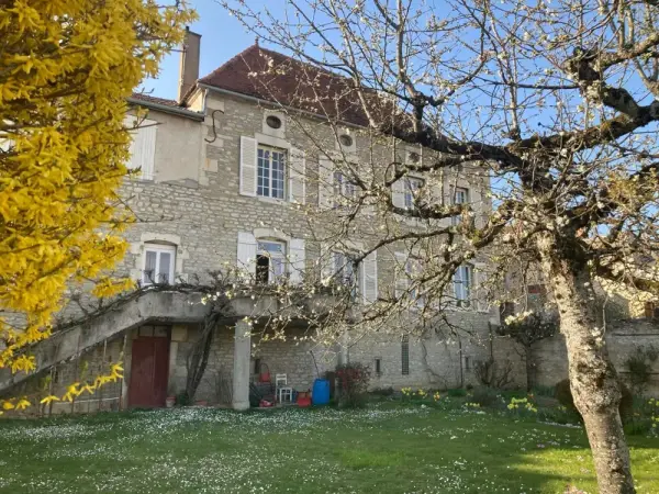 Montbard 21500 – Vente maison/villa 10&nbsp;pièces 6&nbsp;chambres