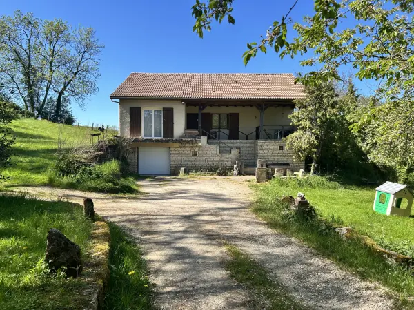 Montbard 21500 – Vente maison/villa 6&nbsp;pièces 4&nbsp;chambres