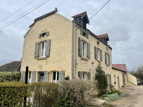 Montbard 21500 – Vente maison/villa 6&nbsp;pièces 4&nbsp;chambres