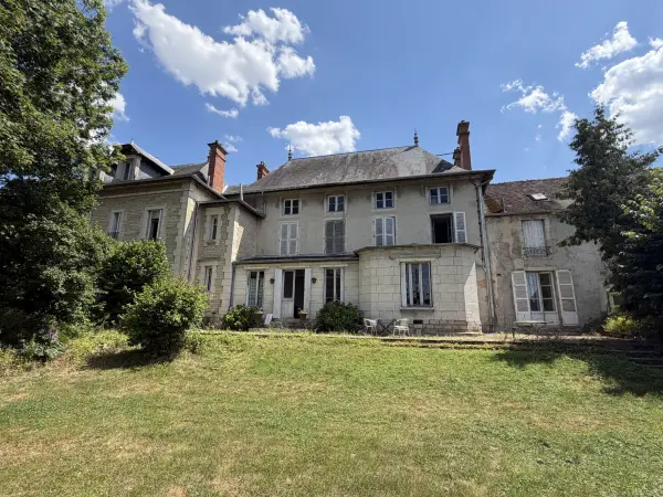 Châtillon-sur-Seine 21400 – Vente maison/villa 14&nbsp;pièces 8&nbsp;chambres
