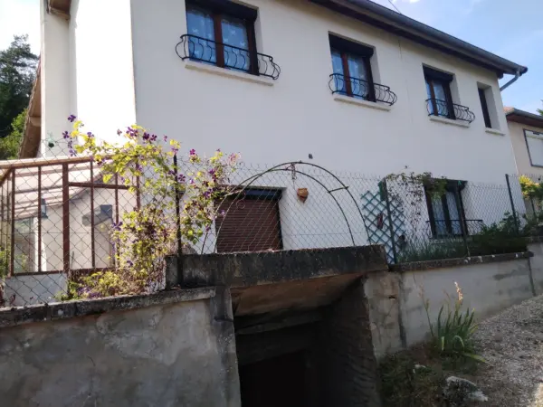 Aisy-sur-Armançon 89390 – Vente maison/villa 7&nbsp;pièces 6&nbsp;chambres
