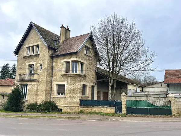Châtillon-sur-Seine 21400 – Vente maison/villa 8&nbsp;pièces 4&nbsp;chambres