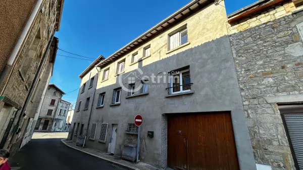 Lezoux 63190 – Vente immeuble 8&nbsp;pièces 6&nbsp;chambres