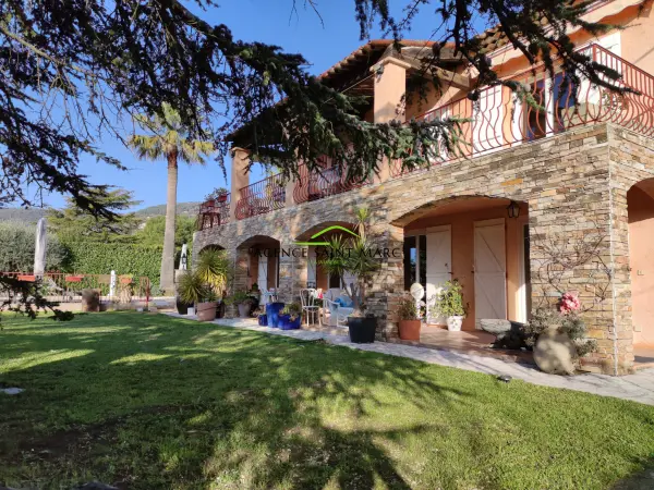 Peymeinade 06530 – Vente maison/villa 9&nbsp;pièces 5&nbsp;chambres