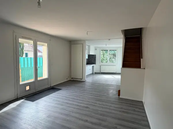 Bruyères-le-Châtel 91680 – Location appartement 4&nbsp;pièces 3&nbsp;chambres