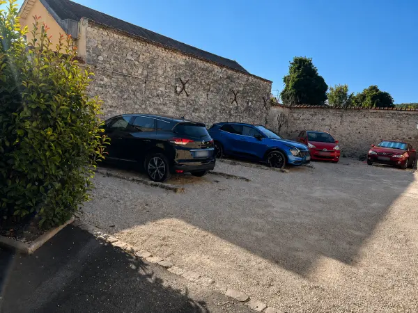Étampes 91150 – Location parking/box