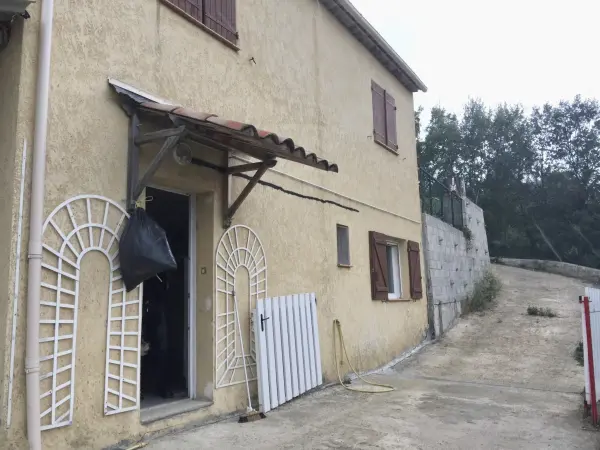 Berre-les-Alpes 06390 – Location appartement 2&nbsp;pièces 1&nbsp;chambre