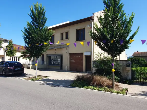 Épinouze 26210 – Location local 2&nbsp;pièces