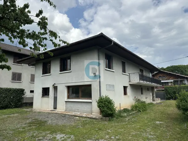 Bonneville 74130 – Vente maison/villa 9&nbsp;pièces 4&nbsp;chambres