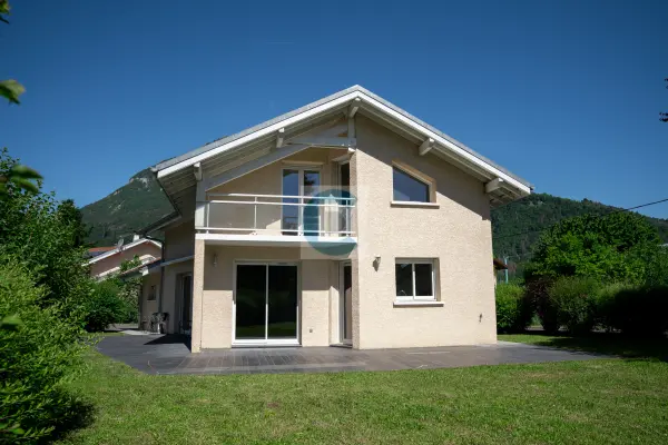 Marignier 74970 – Vente maison/villa 5&nbsp;pièces 4&nbsp;chambres