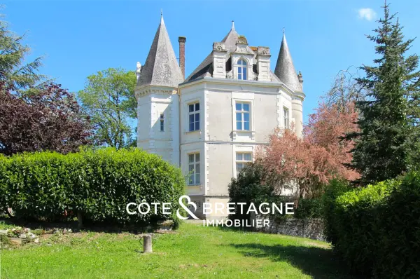 Vitré 35500 – Vente de prestige chateau 12&nbsp;pièces 8&nbsp;chambres