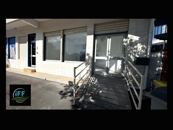 Sainte-Marie 97438 – Location local