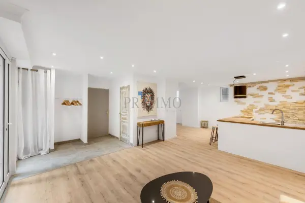 Fréjus 83600 – Vente appartement 2&nbsp;pièces 1&nbsp;chambre