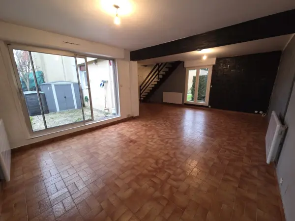 Charleville-Mézières 08000 – Vente appartement 4&nbsp;pièces 2&nbsp;chambres