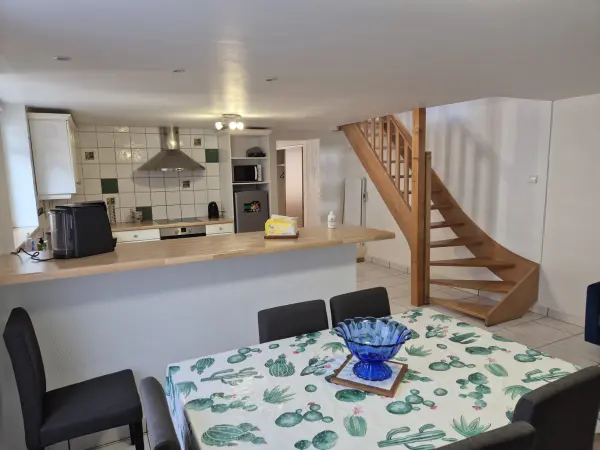 Charleville-Mézières 08000 – Location appartement 5&nbsp;pièces 3&nbsp;chambres