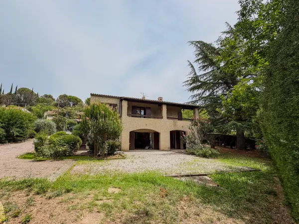 Gréoux-les-Bains 04800 – Vente maison/villa 5&nbsp;pièces 4&nbsp;chambres