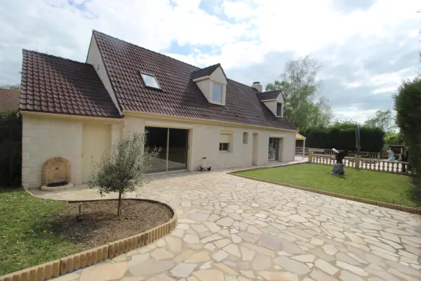 Périgny 94520 – Vente maison/villa 7&nbsp;pièces 4&nbsp;chambres
