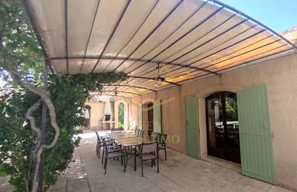 Oppède 84580 – Vente maison/villa 10&nbsp;pièces 6&nbsp;chambres