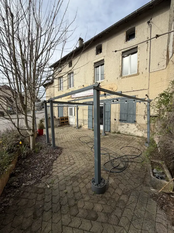 Courtenay 38510 – Vente local