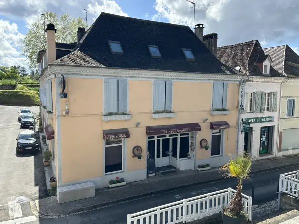 Navarrenx 64190 – Vente immeuble 8&nbsp;pièces