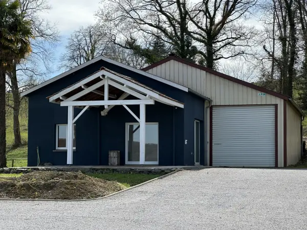 Oloron-Sainte-Marie 64400 – Location local