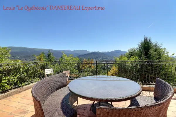 Auriol 13390 – Vente maison/villa 7&nbsp;pièces 5&nbsp;chambres